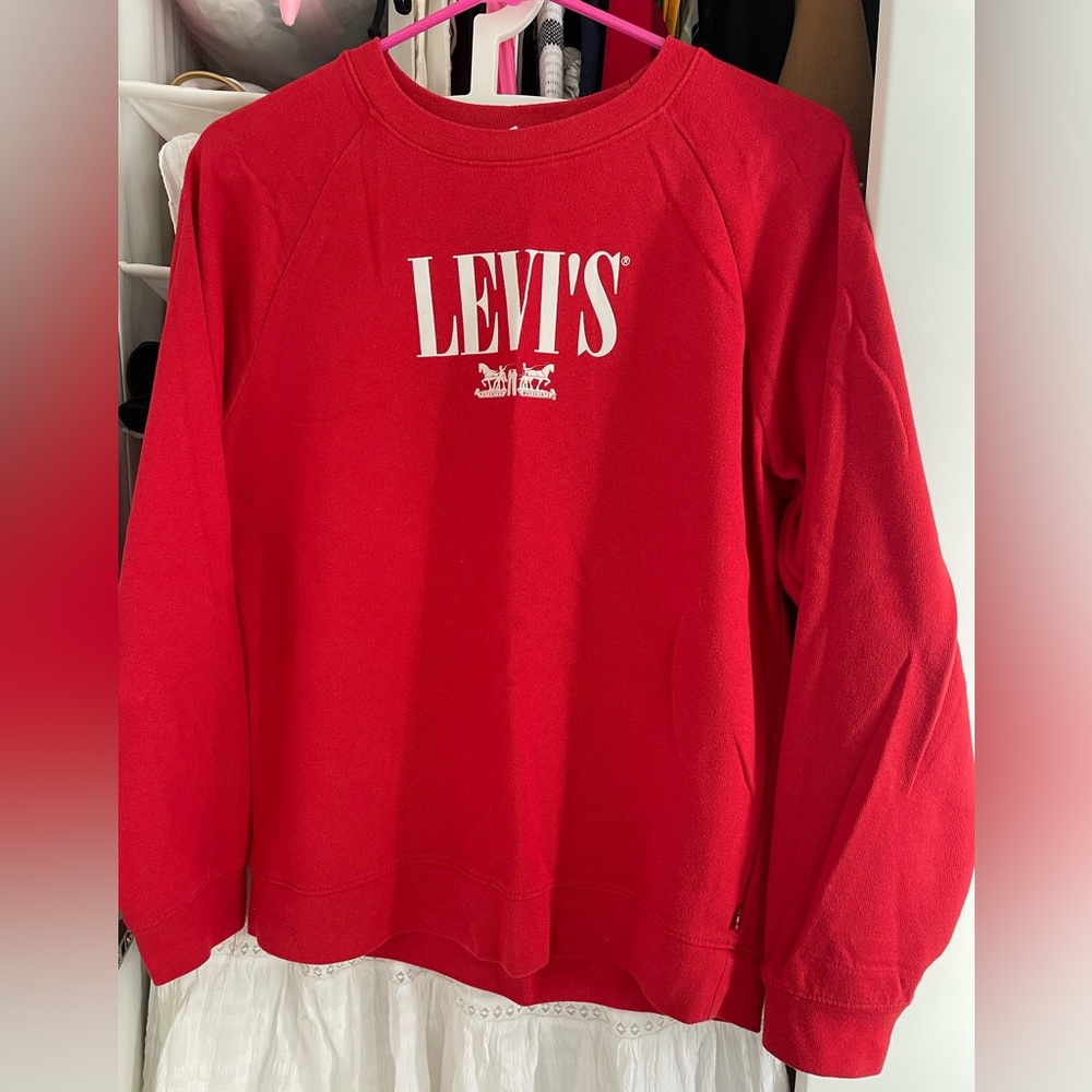 Levi’s red sweatshirt